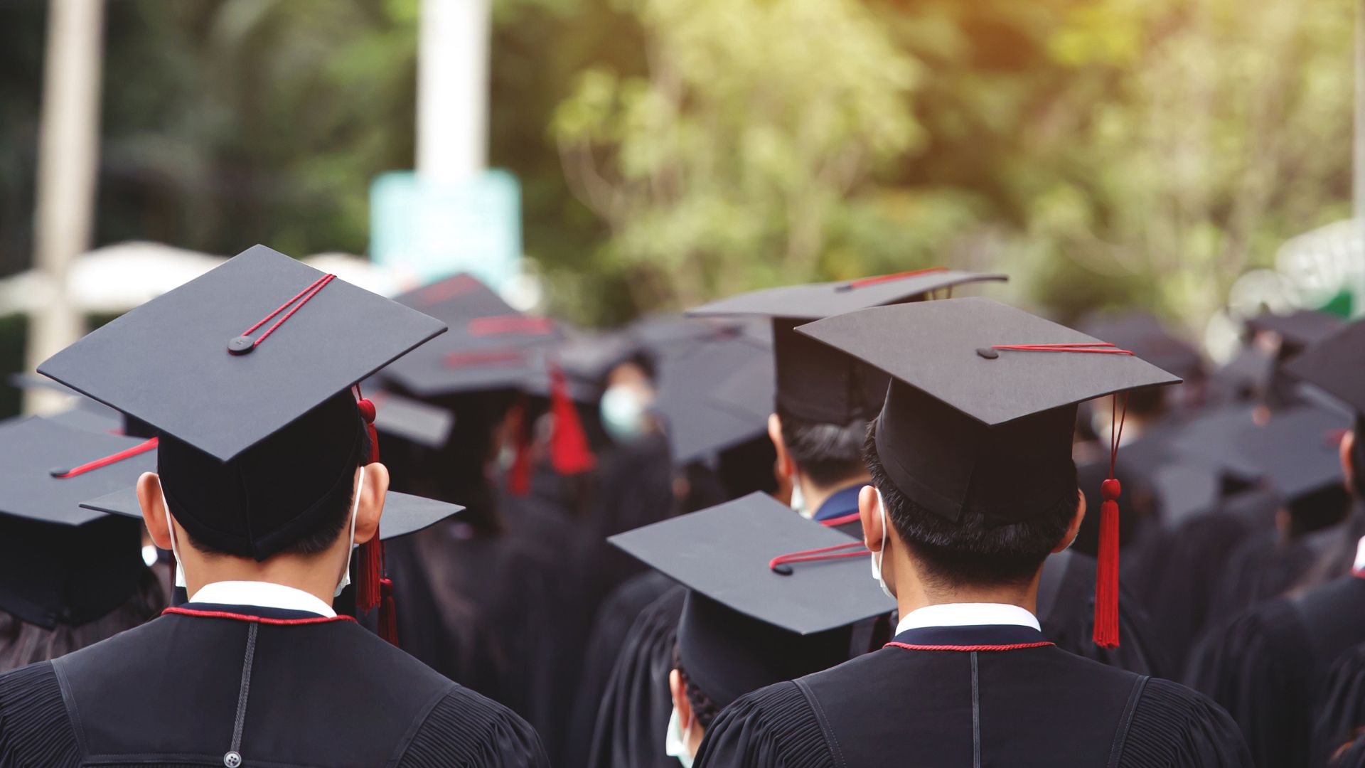 Candidater en finance sans grande école : mission impossible ?