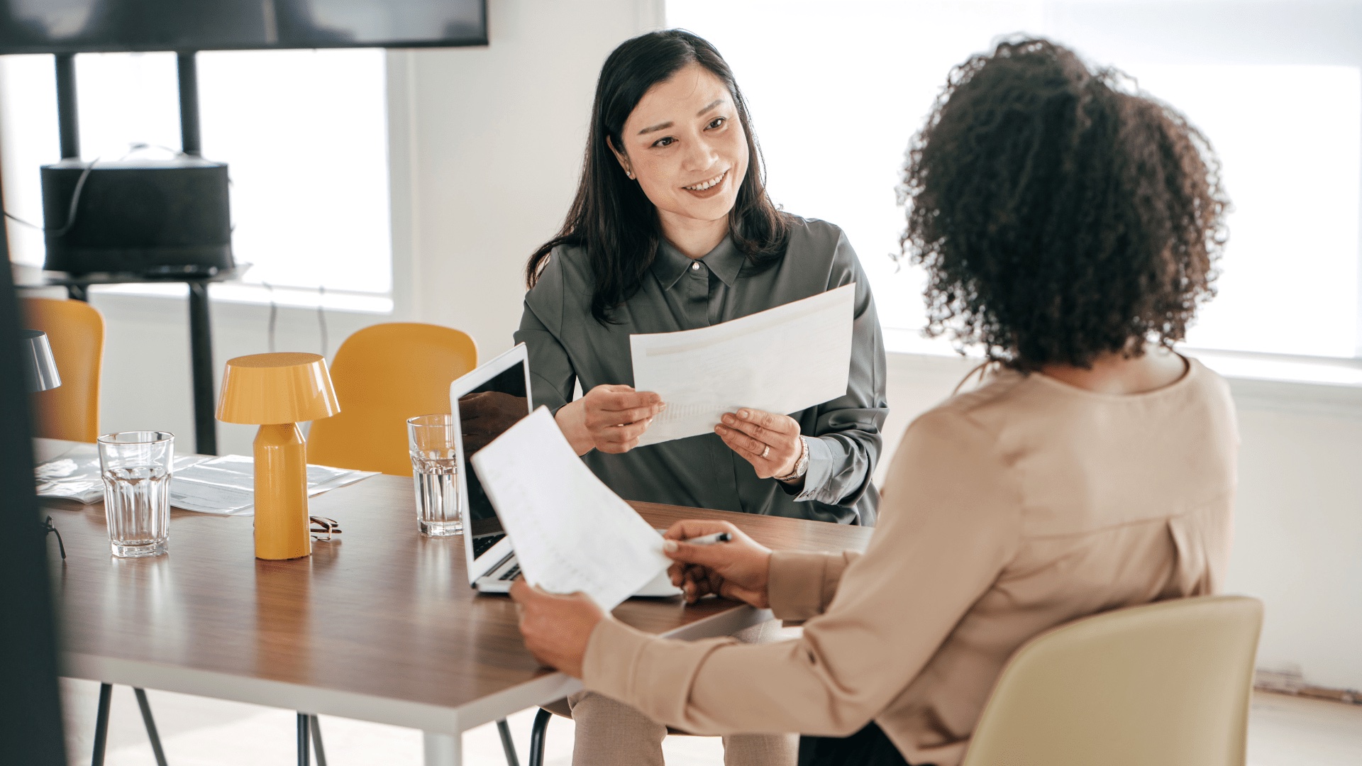 Découvrez une liste de questions types que les recruteurs posent en entretien de M&A !