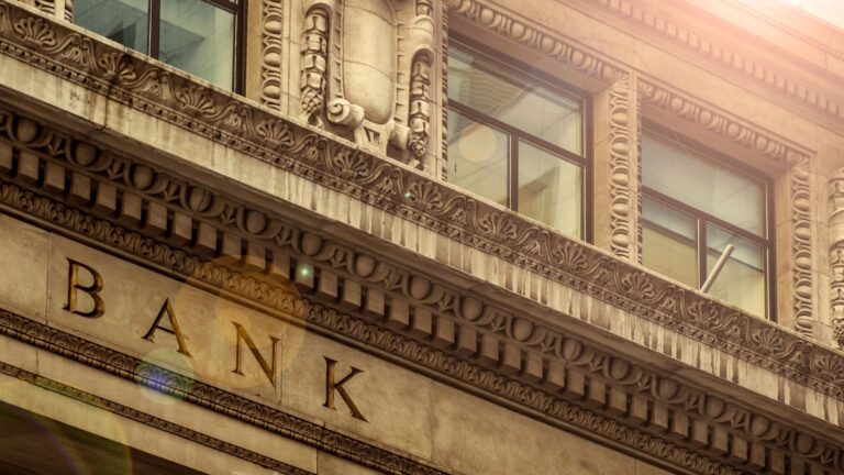 Spring Week 2027 : calendrier de recrutement et candidatures en banque d&rsquo;investissement