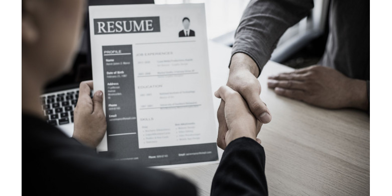 Les 5 erreurs les plus fréquentes sur un CV en finance (et comment les éviter)